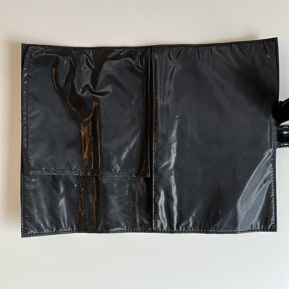 MAC Cosmetics Brush Roll - Picture 6 of 6